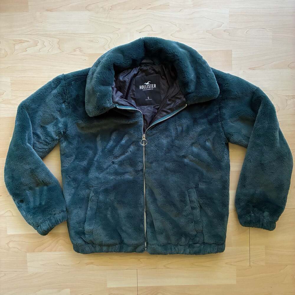Hollister Forest Green Plush Cozy Faux Fur Full Zip Jacket Small